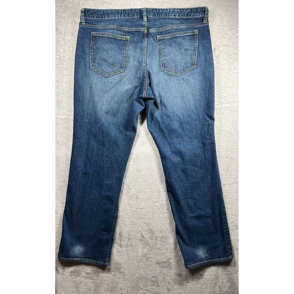 Gap Jeans Women's 34R Curvy Straight Fit Mid Rise Medium Wash Denim 38x31 - Picture 8 of 14